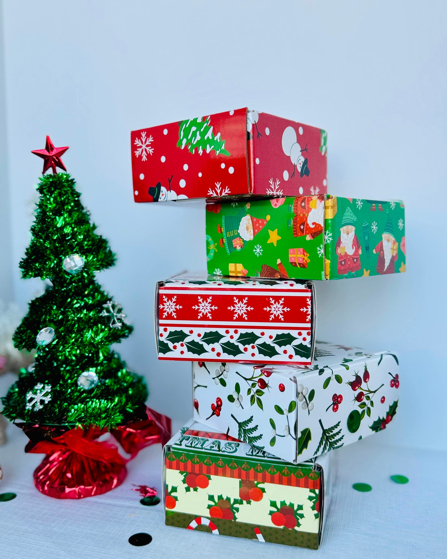 Holiday Gift Box $12